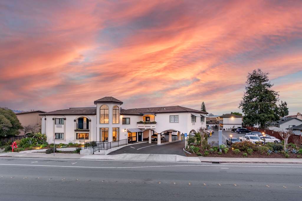 Best Western Rose Garden Inn - featured photo