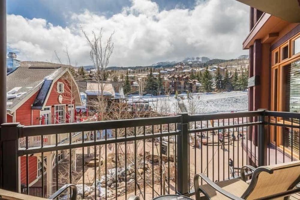 Luxury Ski in Ski out 3 Bedroom Mountain Resort Vacation Rental in the Heart of Snowmass Base Village - photo 3