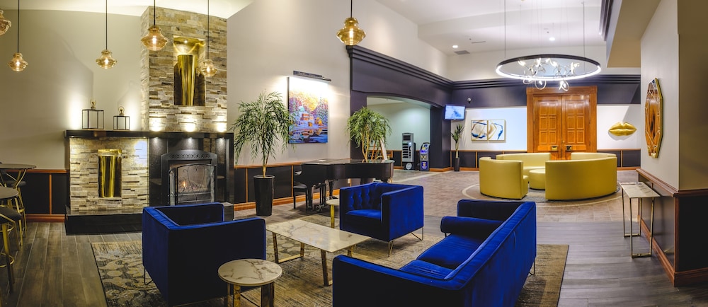 Le Montagnais — 4-Star Luxury Hotel in Saguenay, Canada