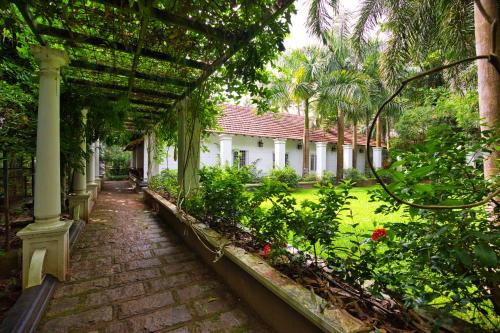 Softouch Ayurveda Village Kerala — hotel in Kizhake Chalakudi