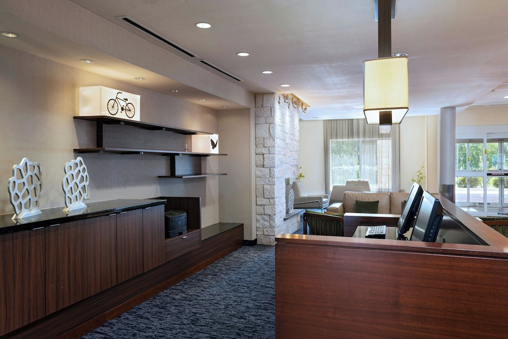 Fairfield Inn & Suites Fredericksburg - photo 4