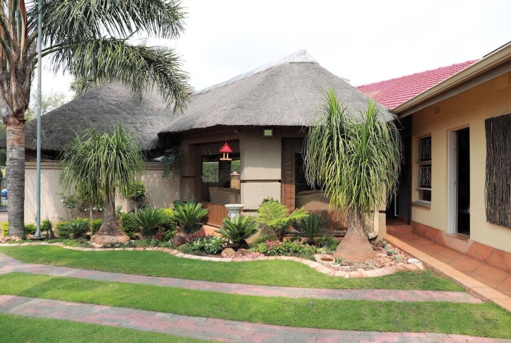 Big 5 Guest House — 4-Star Luxury Hotel in Johannesburg, South Africa
