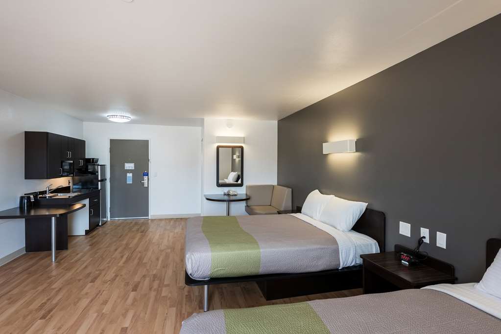 Studio 6 Mccarran NV Sparks Tahoe Reno Industrial Center - photo 10