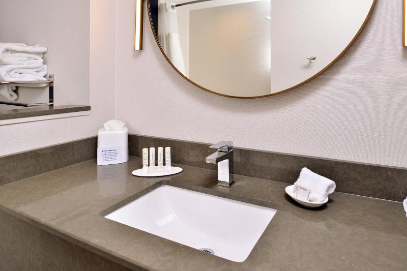 Fairfield Inn & Suites by Marriott Canton - photo 40