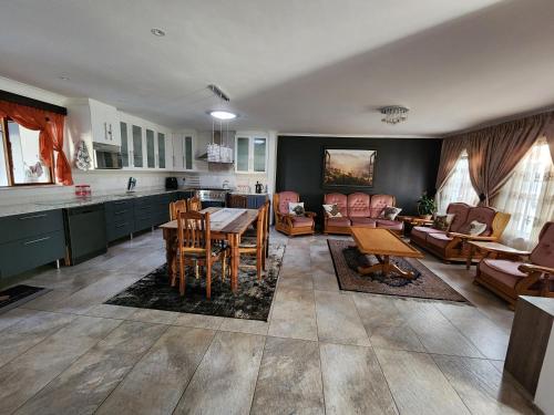 Cape Town gem Maratski House