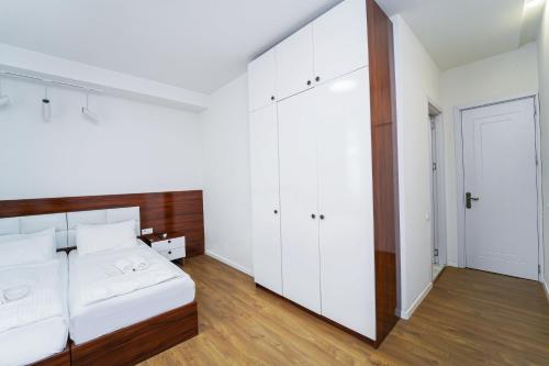 Hotel type rooms on avenue Melikishvili city center