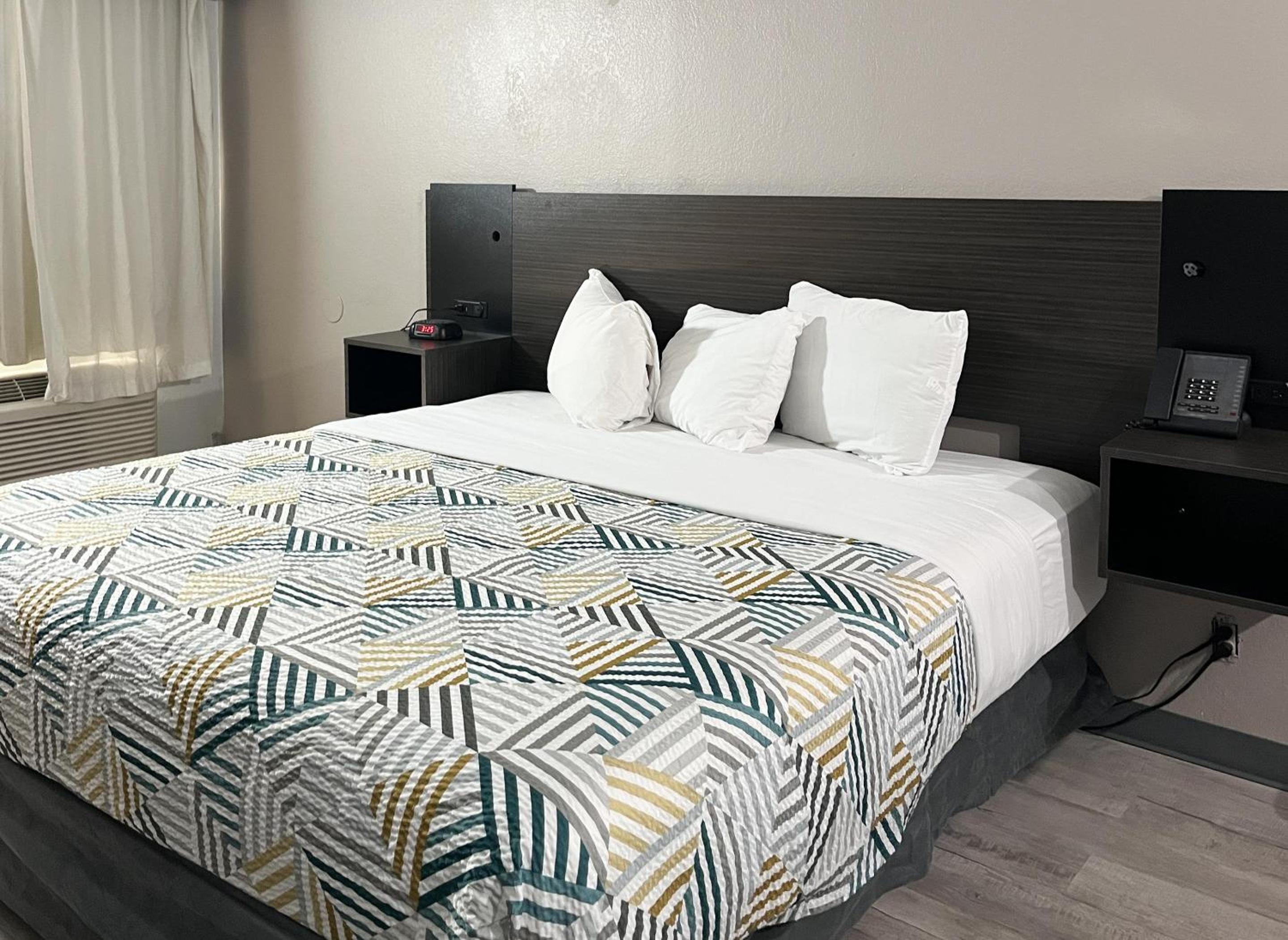 Studio 6 Suites Dayton Oh Englewood - photo 6