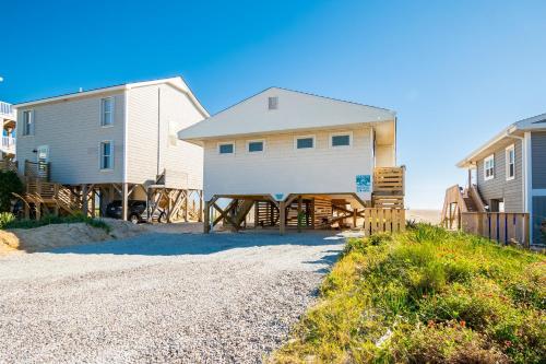 Lisa Lu by Oak Island Accommodations - photo 20