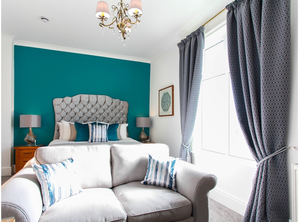 Tyndale Boutique B&B — 5-Star Luxury Hotel in Torquay, United Kingdom