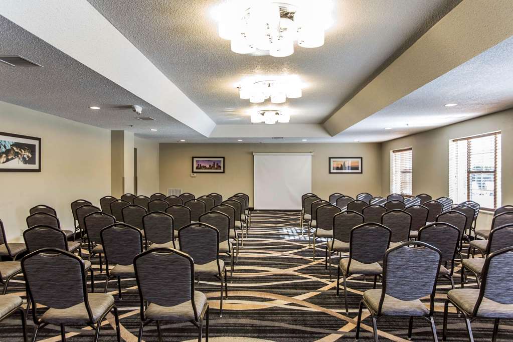 Comfort Suites Pineville Ballantyne Area - photo 36