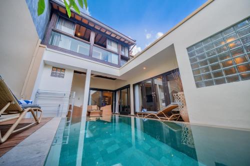 Villa Cahaya Berlian — 4-Star Luxury Hotel in Kerobokan, Indonesia