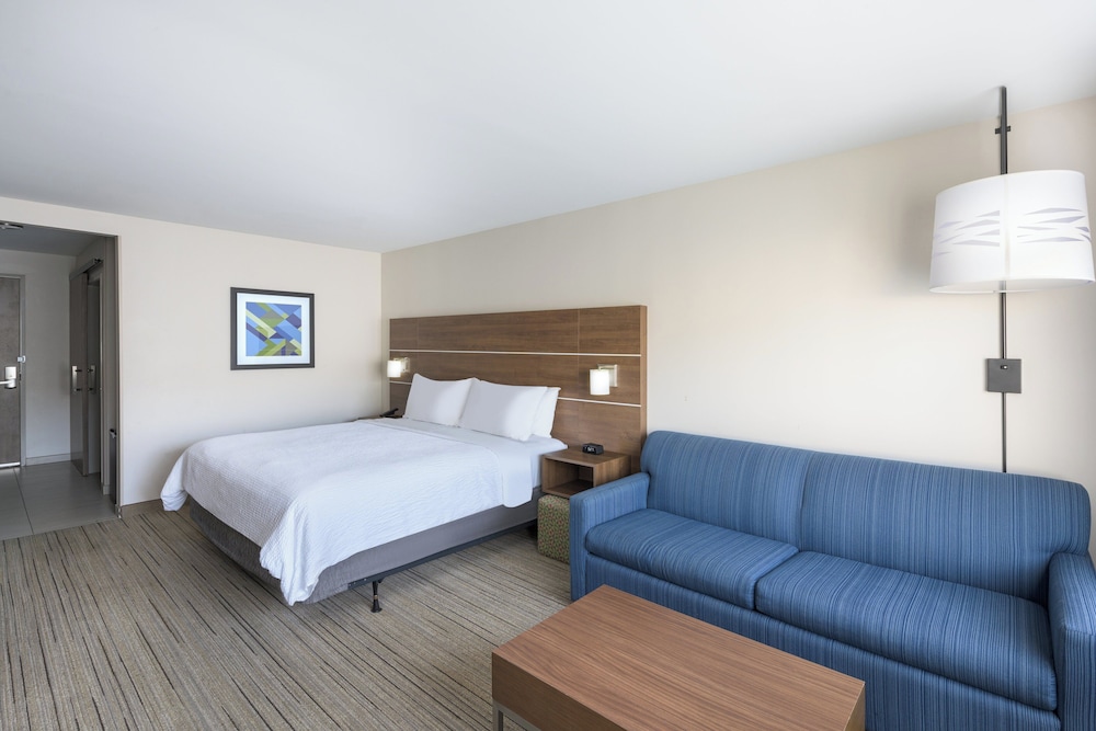 Holiday Inn Express & Suites Phoenix East Gilbert by IHG - photo 15