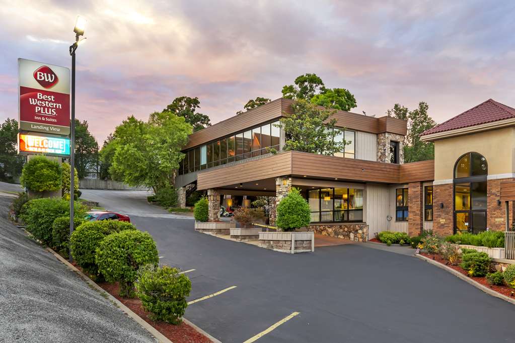 Best Western Plus Landing View Inn & Suites - featured photo