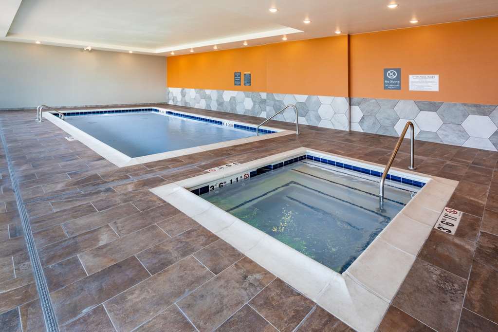 La Quinta Inn & Suites by Wyndham Limon - photo 11