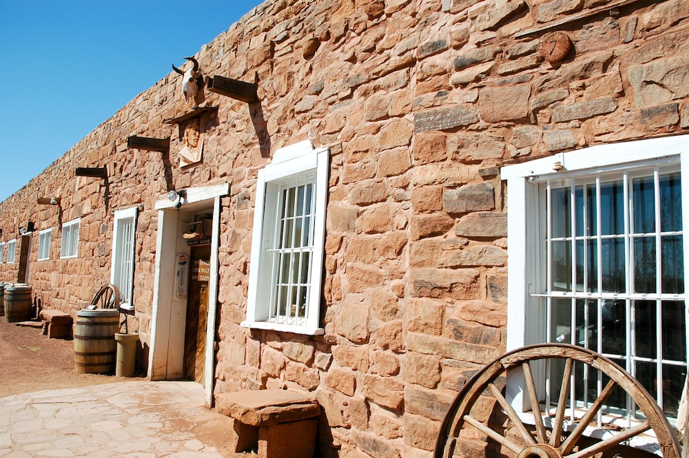 Navajoland Inn - photo 23