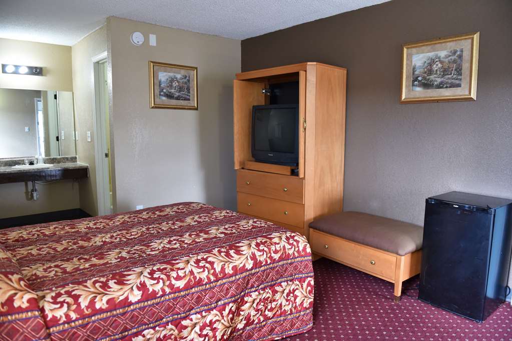 Knights Inn Merrillville - photo 9