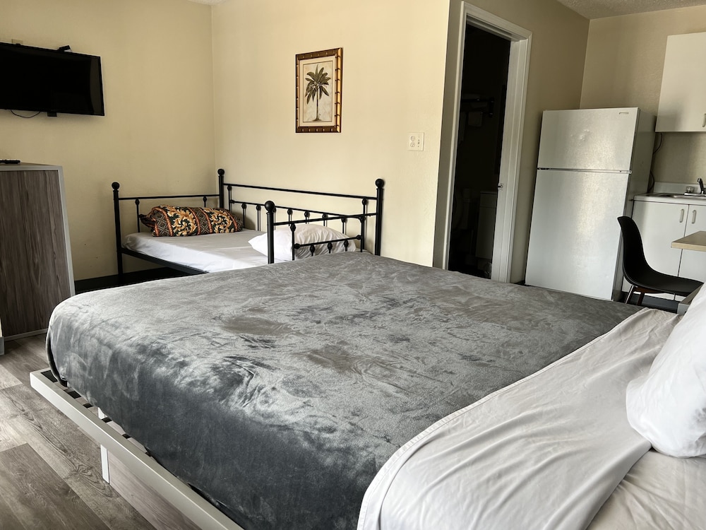 Paris Extended Stay Suites - photo 10