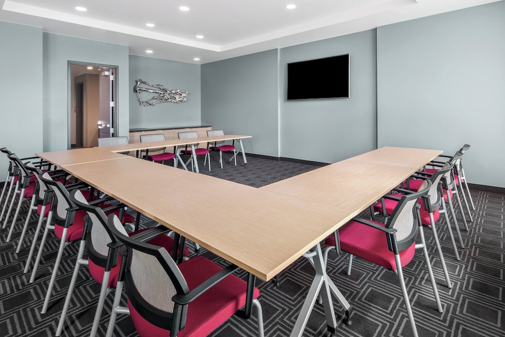 TownePlace Suites by Marriott Loveland Fort Collins - photo 35