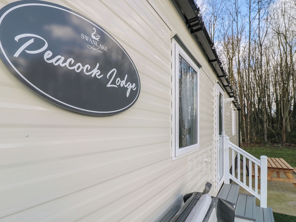 Peacock Lodge — 4-Star Luxury Hotel in Coalville, United Kingdom