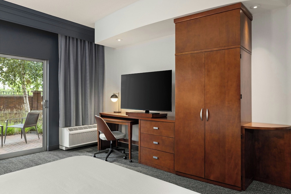 Courtyard by Marriott Minneapolis Maple Grove Arbor Lakes - photo 14