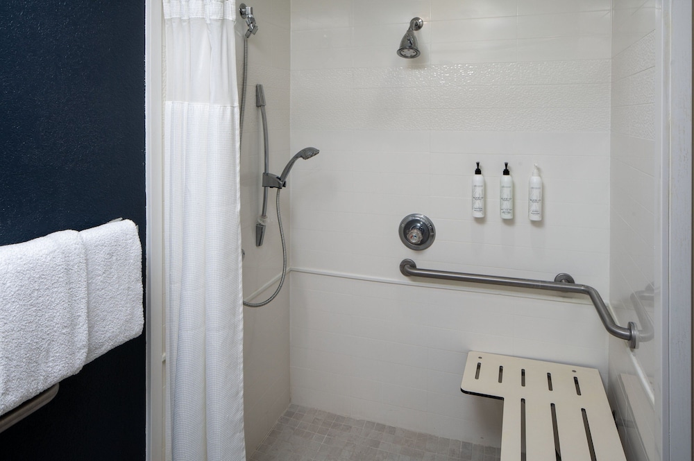 Fairfield Inn & Suites By Marriott Memphis Germantown - photo 12