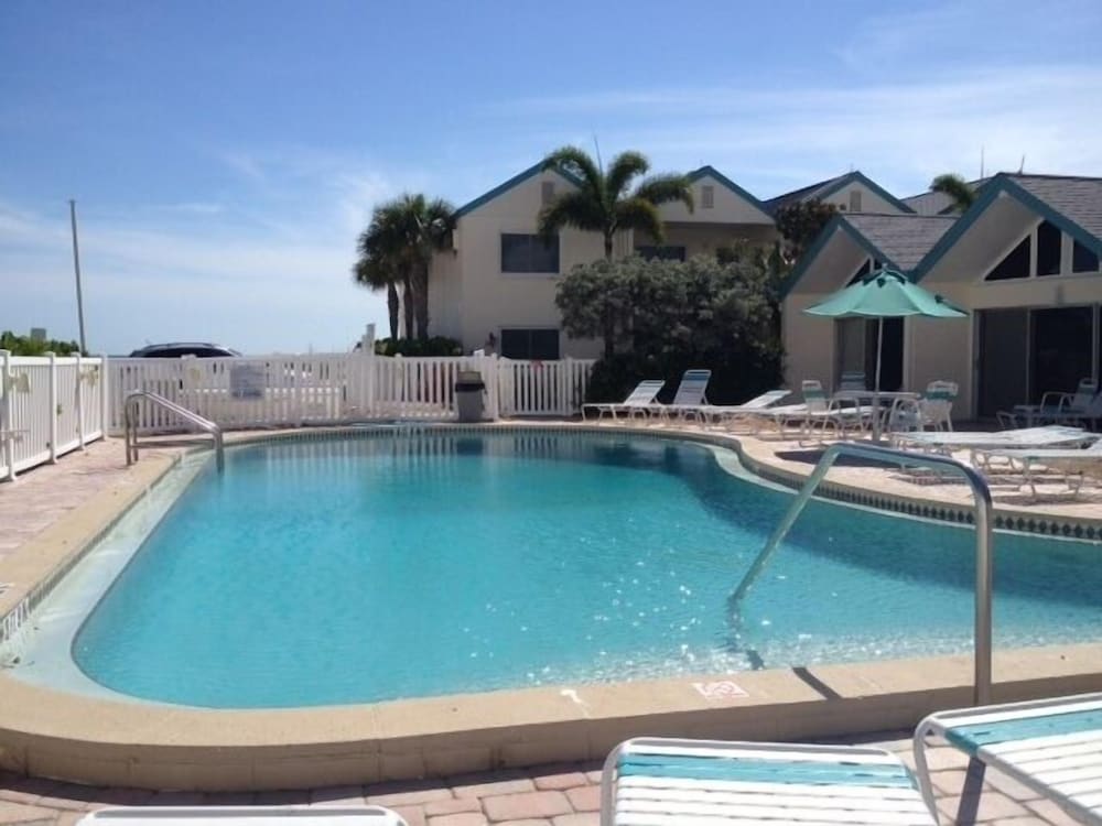 Coconuts Beach Resort - photo 146