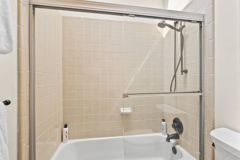 Fairway Village 2570 - photo 25