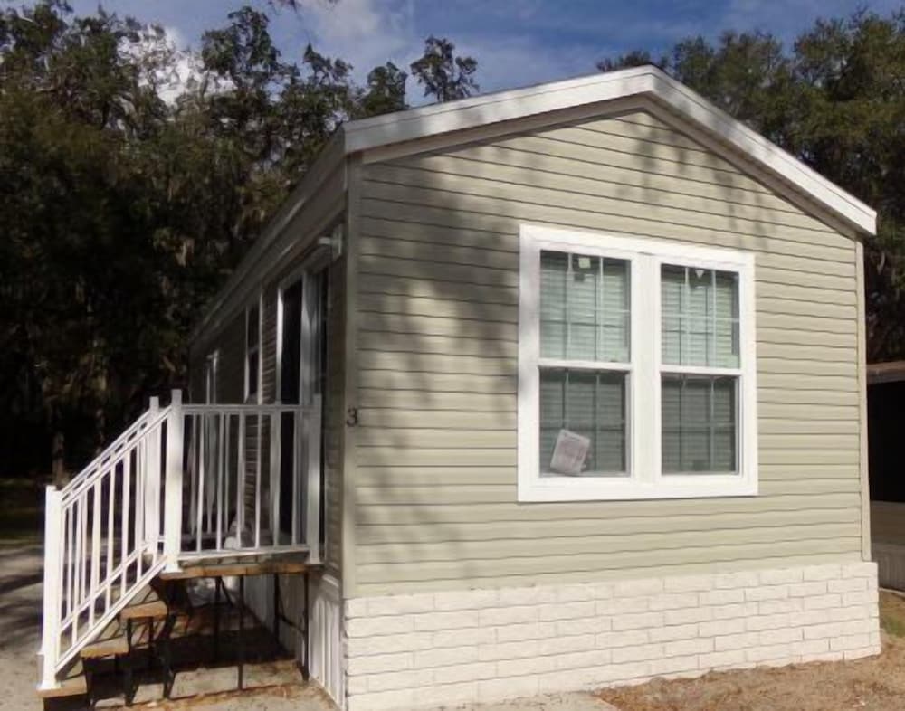 Southern Charm RV Resort - photo 14
