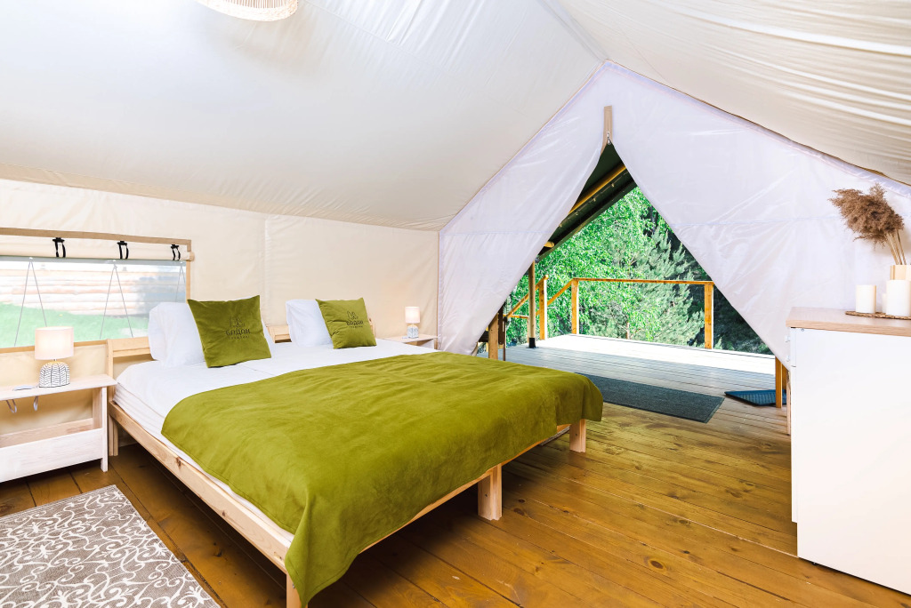Badan Glamping — Chemal