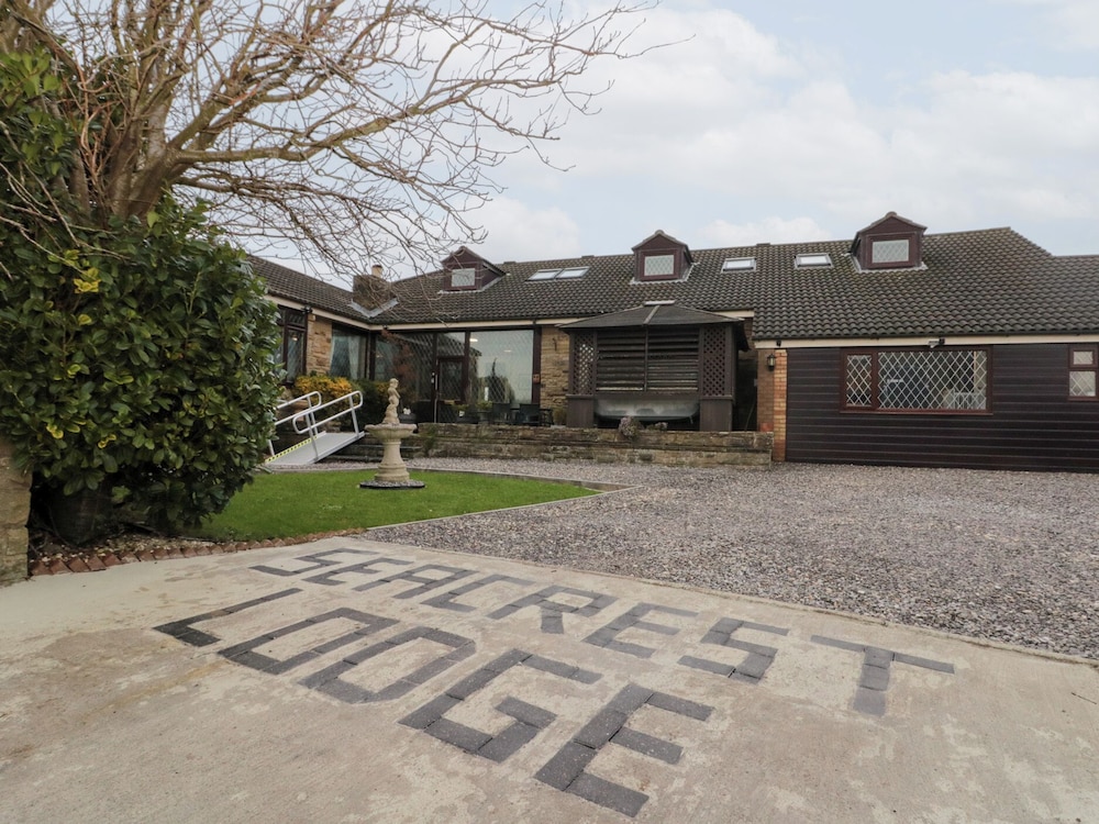 Seacrest Lodge