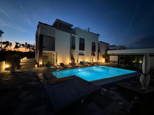 Apartments Laura 1 — 4-Star Luxury Hotel in Privlaka, Croatia