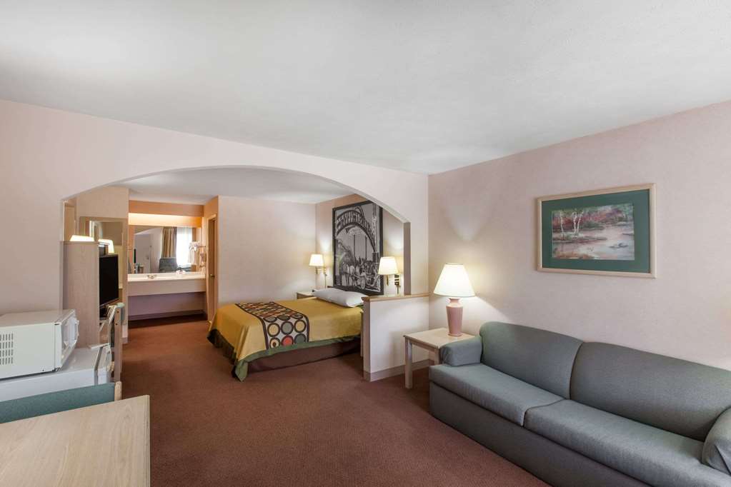 Super 8 by Wyndham Jasper TX - photo 16