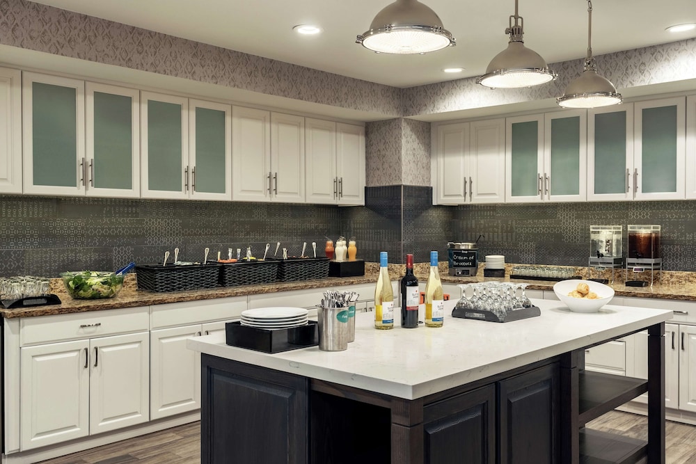 Homewood Suites by Hilton Erie - photo 28