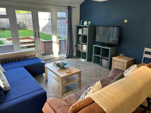 4 Bed Farnborough Air Accommodation in Farnborough, United Kingdom