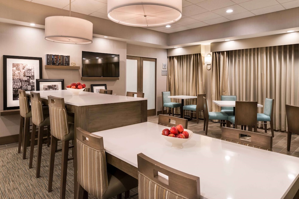 Hampton Inn Channel Islands Harbor Oxnard - photo 33