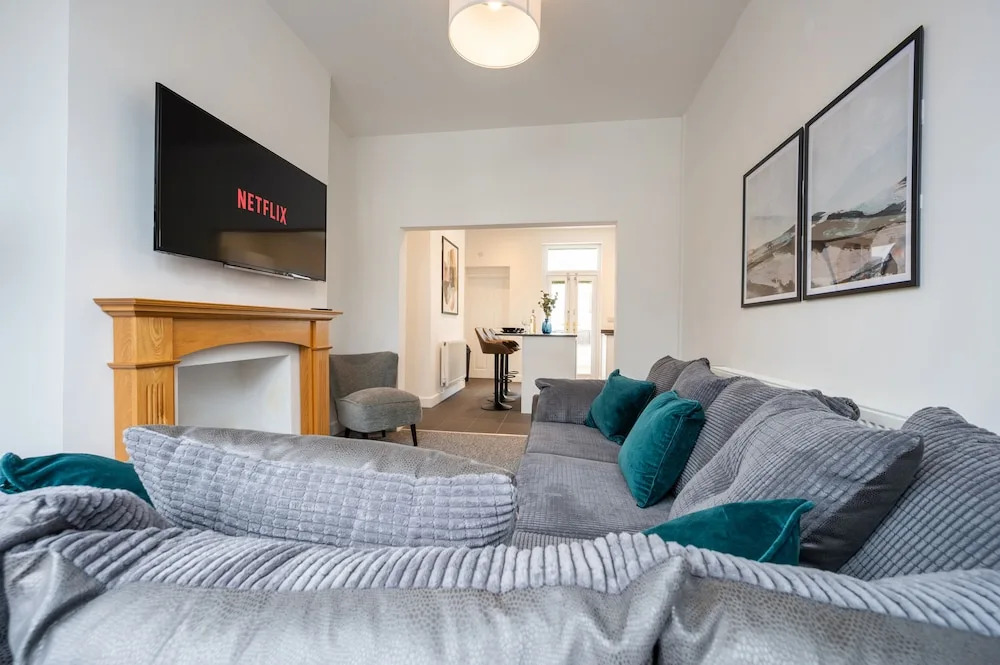Durham View by Tŷ SA - carbon neutral hotel in Newport