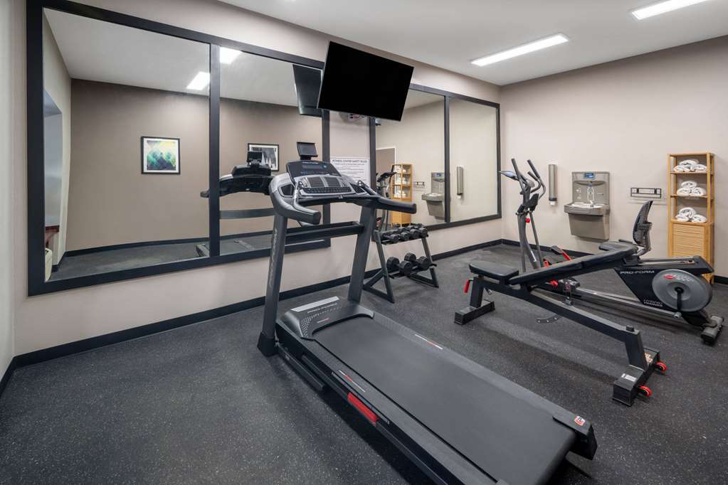 Microtel Inn & Suites by Wyndham Tracy - photo 15