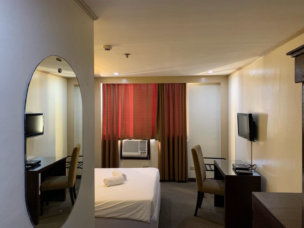 Mango Park Hotel — Cebu City — photo 2