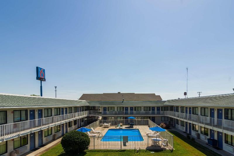 Motel 6 Bellmead TX Waco - photo 42
