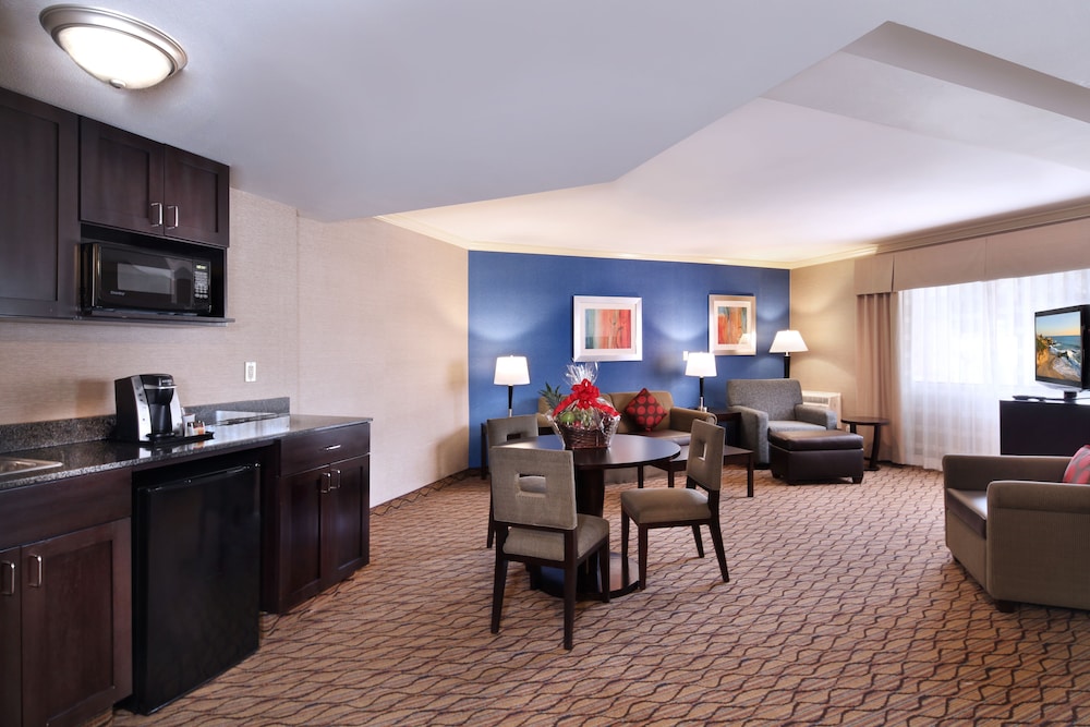 Holiday Inn Express Port Hueneme by IHG - photo 10