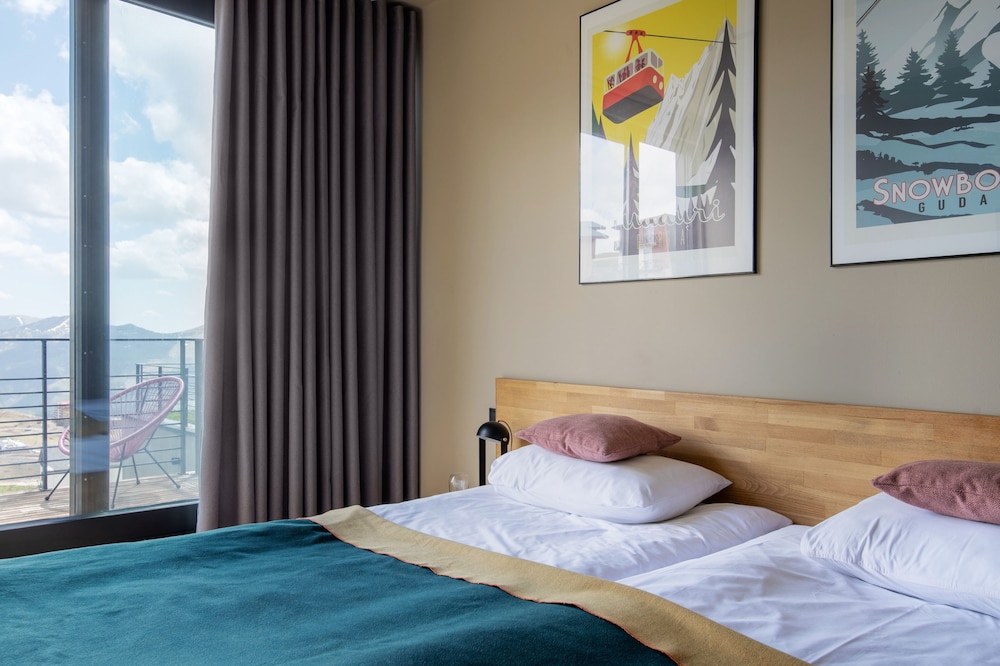 Quadrum Ski & Yoga Resort