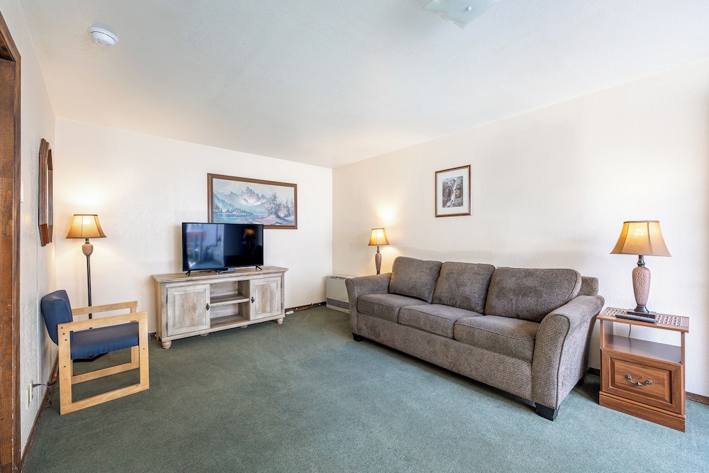 City Center Motel - photo 30