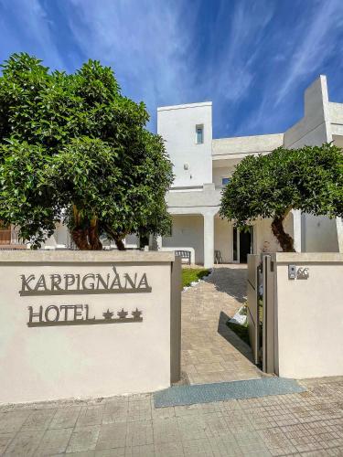 Karpignàna Hotel — hotel in Carpignano Salentino
