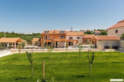 Ij Dvori in Skradin, Croatia