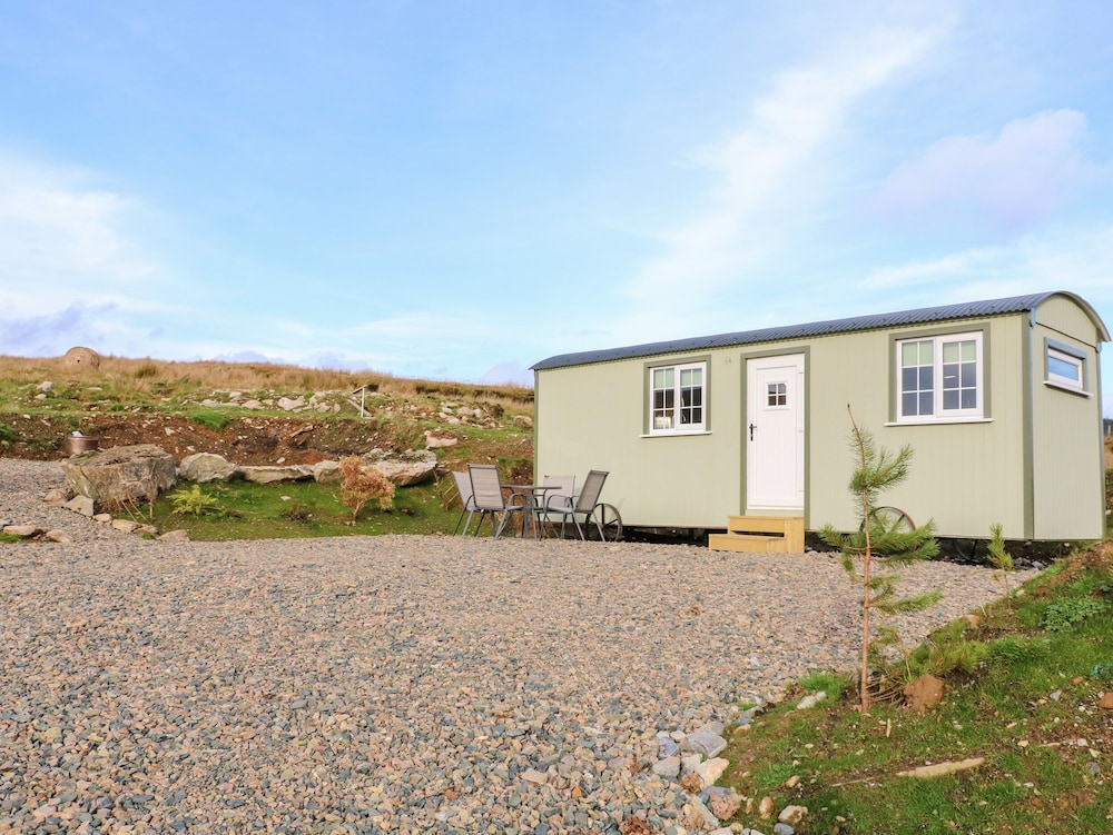 Shepherds Retreat Glenlark — Omagh