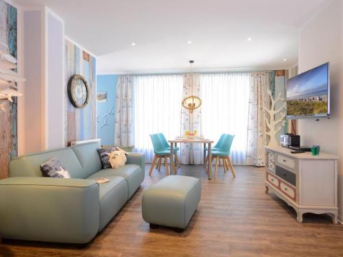Florida Haus am Strand — 4-Star Luxury Hotel in Ostseebad Boltenhagen, Germany