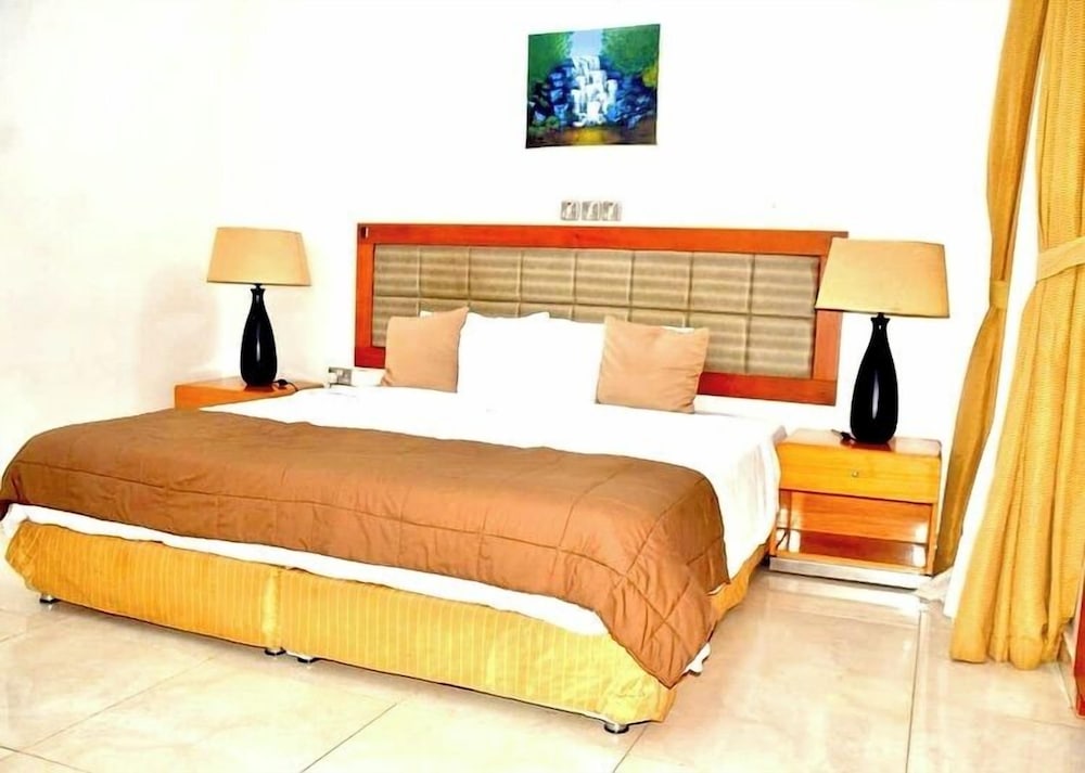 Hillview Apartments — 4-Star Luxury Hotel in Abuja, Nigeria