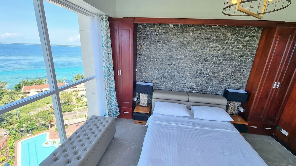 La Mirada Residences — 4-Star Luxury Hotel in Lapu-Lapu City, Philippines