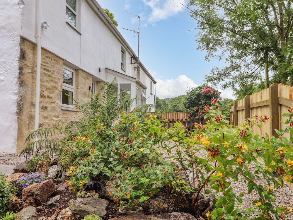 The Hideaway - carbon neutral hotel in Chacewater