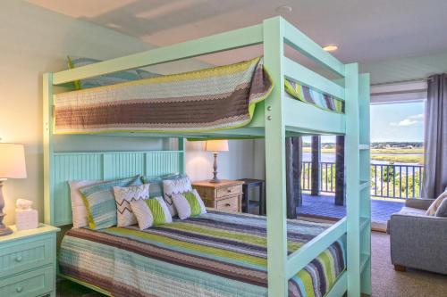 Pier Pleasure by Oak Island Accommodations - photo 7